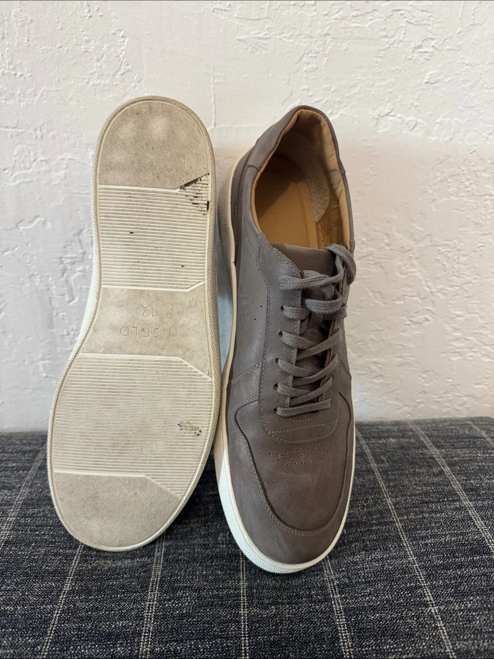 Men's Casual Leather Sneakers in Gray Nisolo brand lightly used